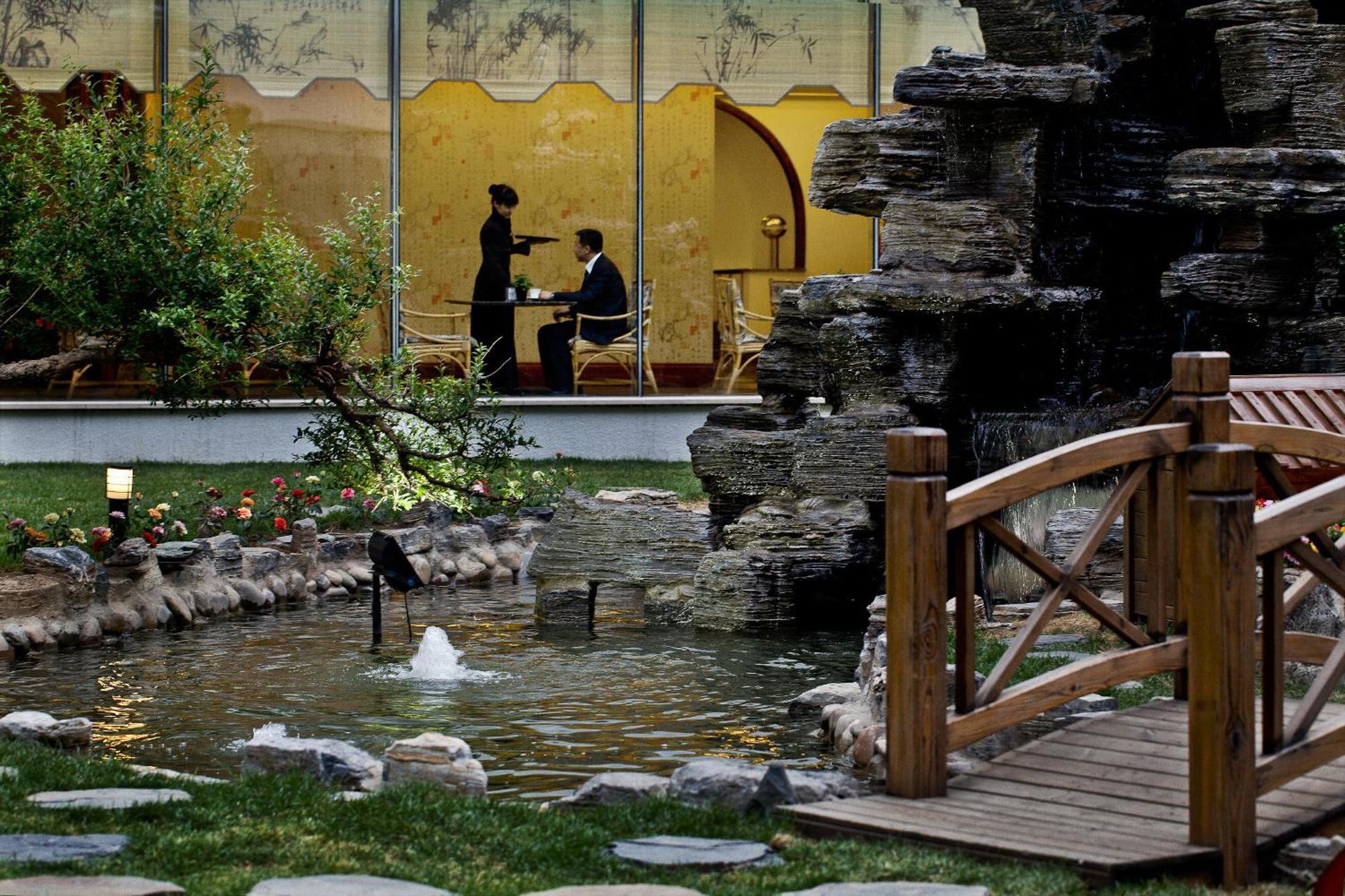 Beijing International Hotel Exterior photo