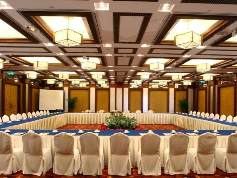 Beijing International Hotel Exterior photo